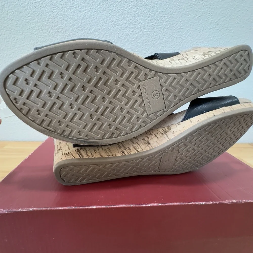 Dress‎ Barn Cork Wedge Heels Espadrilles Black TINA Womens Size 8 Worn1 Sandals